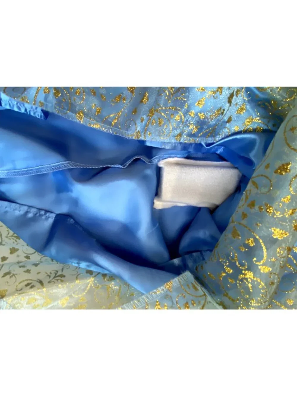 Disney Princess Cinderella musical Dress Costume, Blue size 4-6 New with tags.